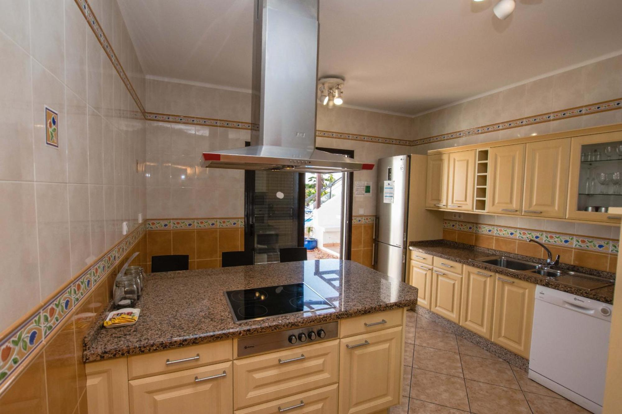 Villa Montana - Lh113 By Villas Now Ltd Playa Blanca  Phòng bức ảnh